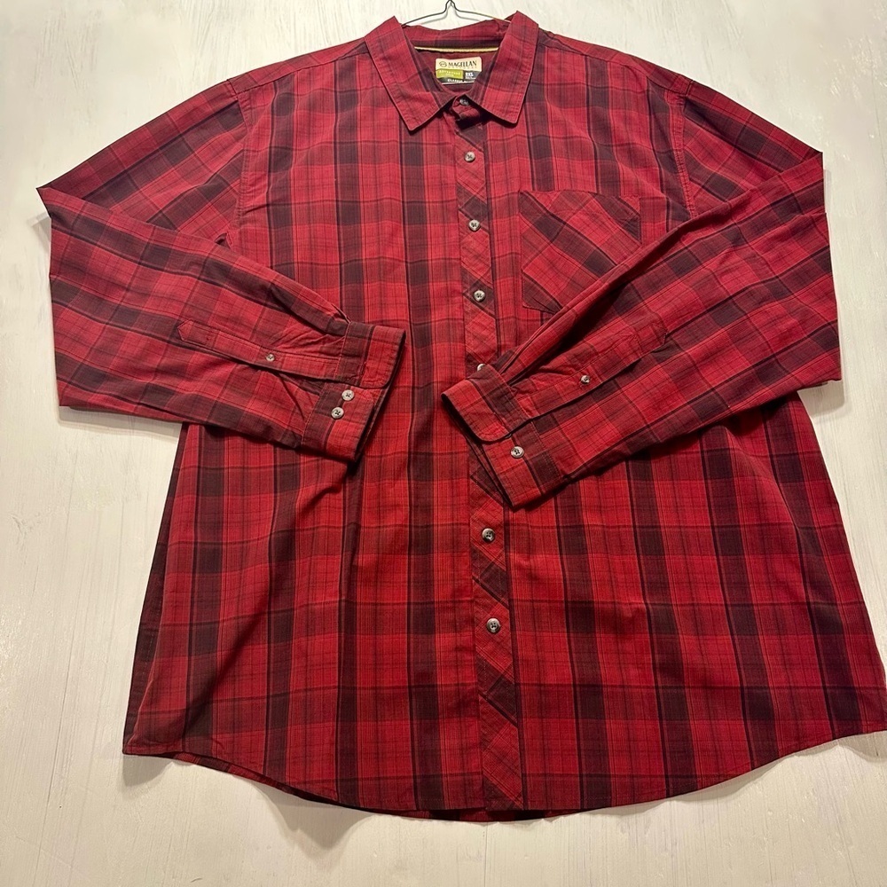 Magellan Outdoors Red Plaid Shirt 2XL Classic Fit Long Sleeve Button Up